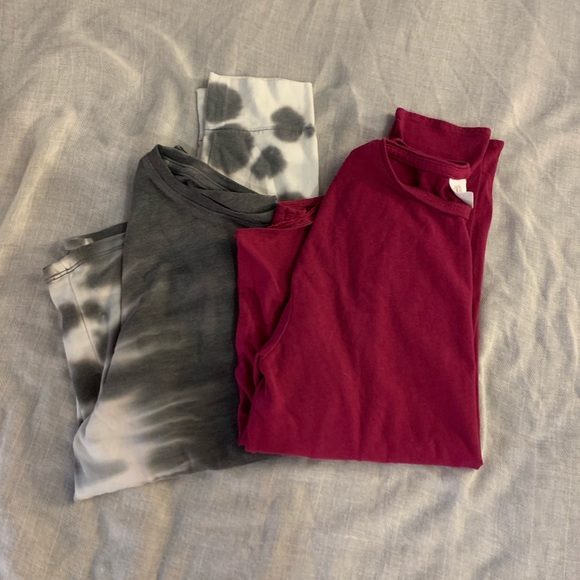 Bundle of girls XL tops - Picture 1 of 5
